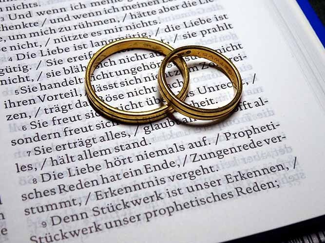 Bild: Friedbert Simon In: Pfarrbriefservice.de